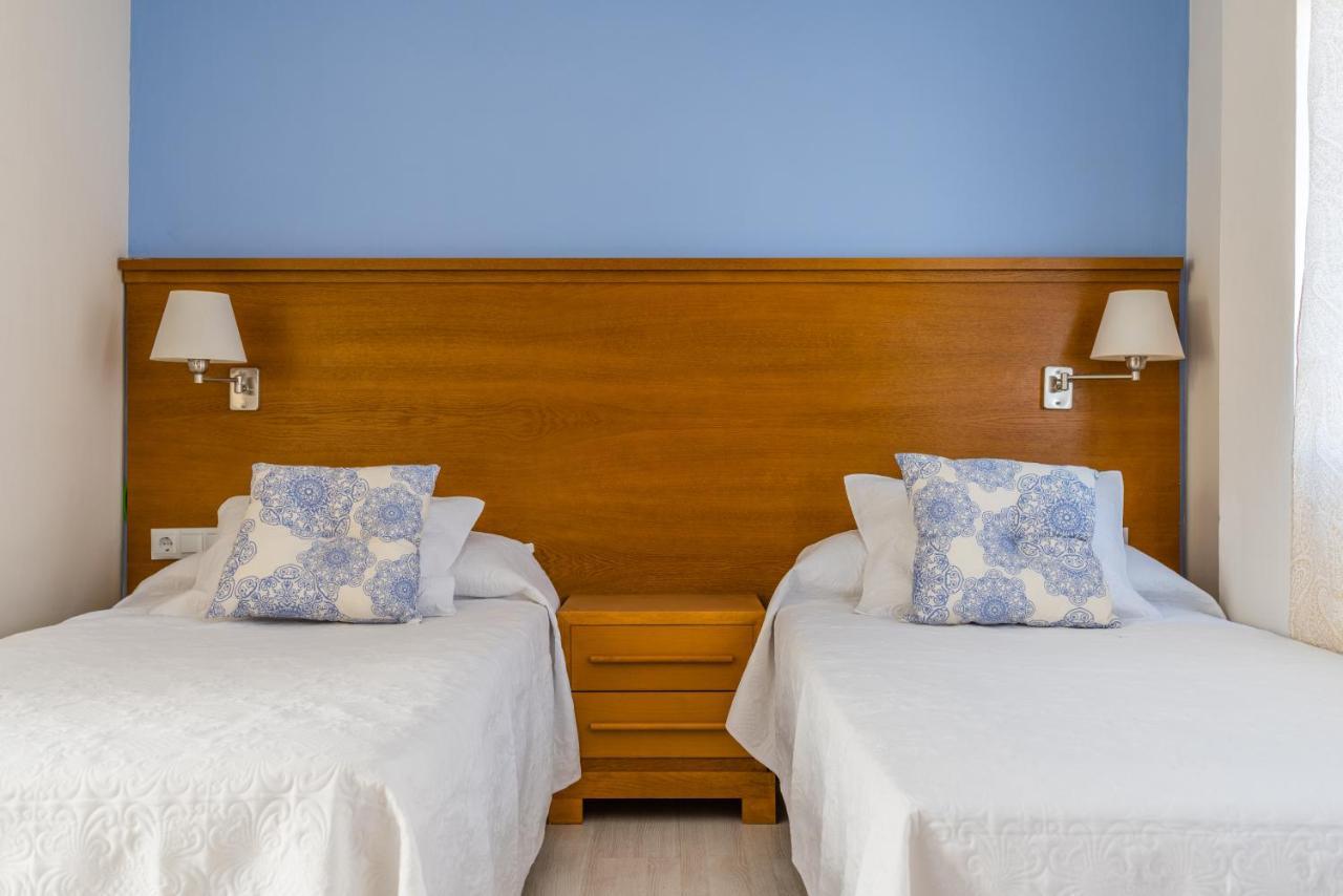 Hostal Imperial מרידה מראה חיצוני תמונה